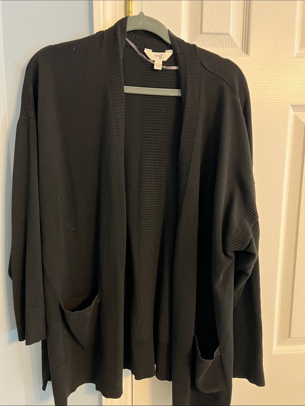 Terra & Sky Black Open-Front Pocket Cardigan